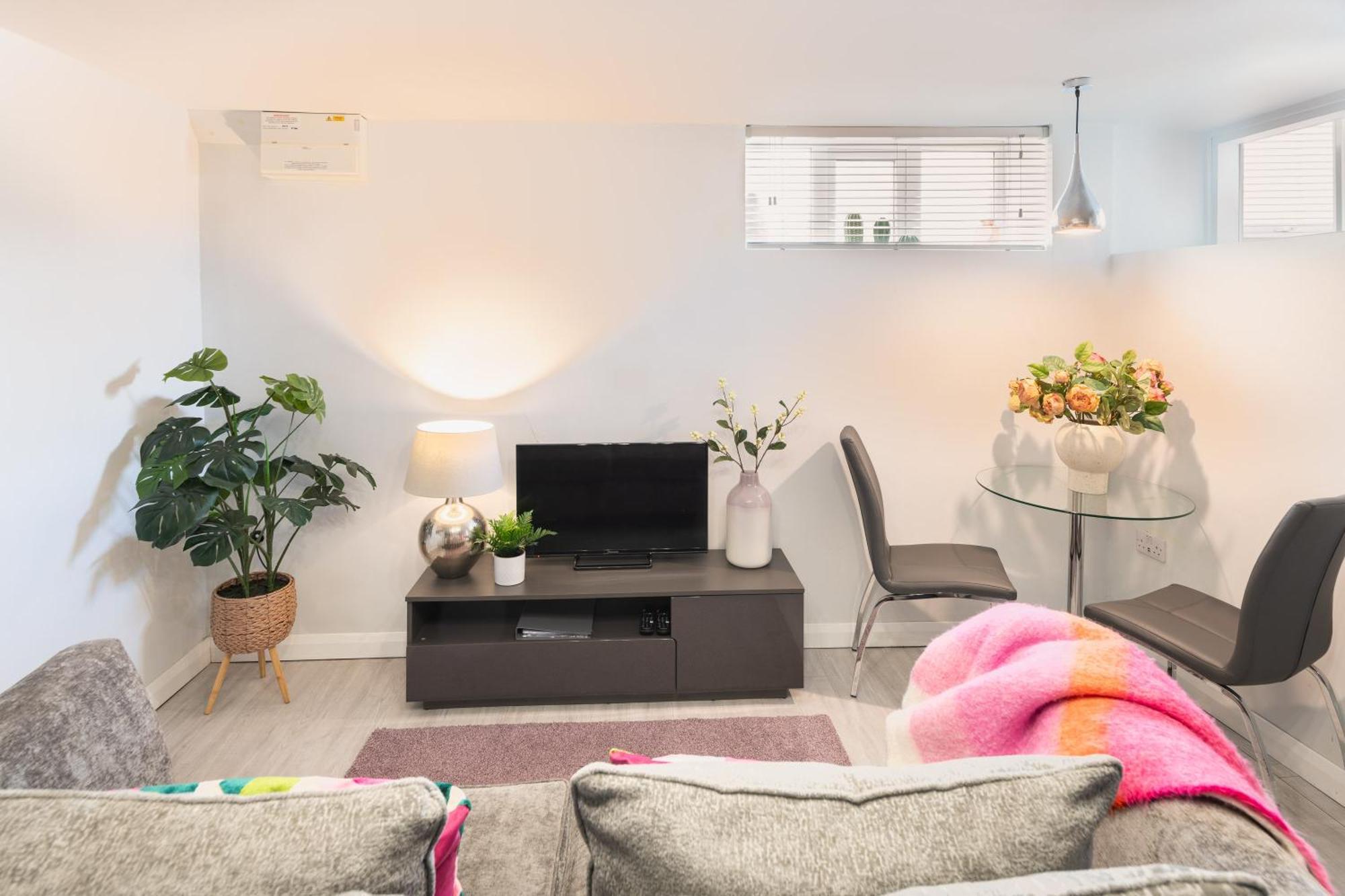 Villa Gorgeous Boutique Flat Sleeps 2 In Lyme Regis Exterior foto